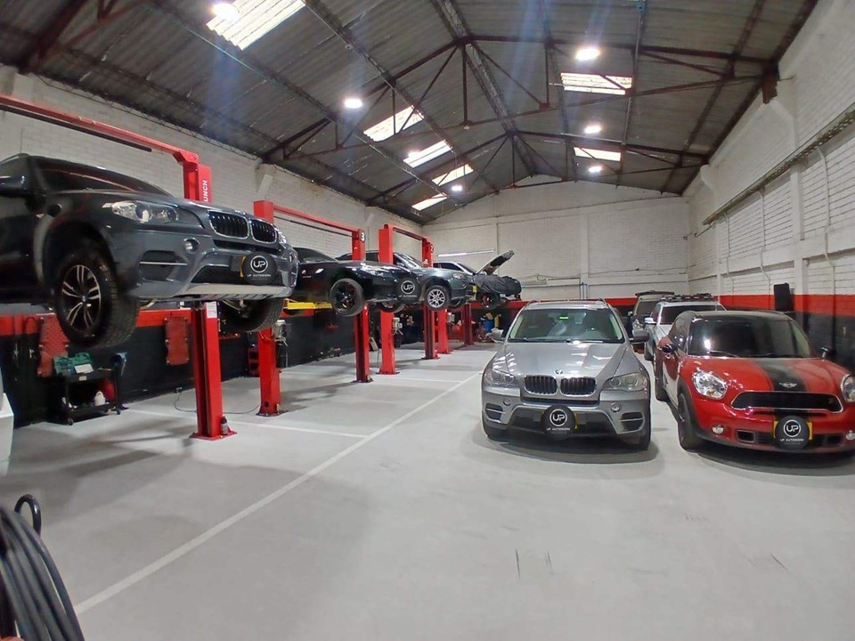 Zona de trabajo UP AUTOWERK